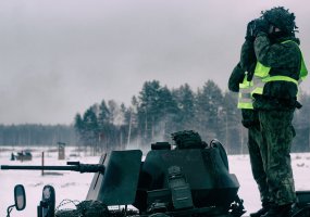 Kovinio šaudymo pratybose Algirdo bataliono kuopa pratinasi ir prie šalčio, drėgmės bei sniego - 6