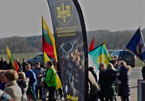 Kauno įgulos daliniai Valstybės atkūrimo dieną paminėjo rikiuote ir rekonstruotu sargybos... - 6
