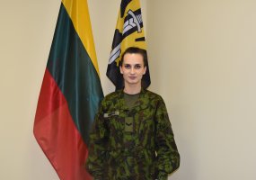 Juodąjį karatė diržą pelniusi Lietuvos kariuomenės Depų tarnybos karė: „sunkus darbas ir skirtas... - 1