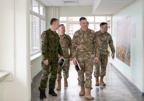 Lietuvoje lankėsi USAREUR štabo viršininko pavaduotojas  - 1