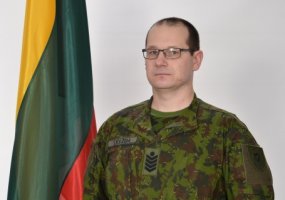 Oro gynybos bataliono senbuvis apie 2001-aisiais gautą užduotį saugoti Ignalinos atominės... - 6
