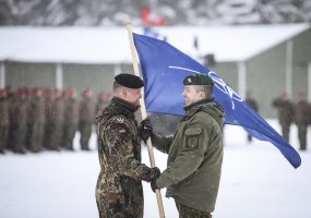Commanders of the NATO enhanced Forward Presence Battalion Battle Group Lithuania changed over - 5