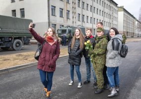Jonušo Radvilos mokomajame pulke prisiekė 69-oji Bazinio kario savanorio įgūdžių kurso karių laida - 5