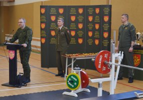 Baigėsi Atvirasis štangos spaudimo turnyras Gynybos štabo viršininko taurei laimėti  - 3