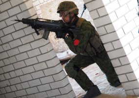 Karo akademijos kariūnai mokėsi planuoti ir vykdyti puolimo ir gynybos operacijas - 2