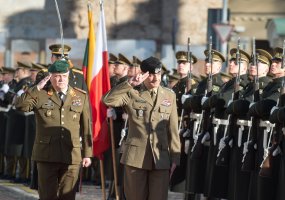 Chief of the General Staff of the Polish Armed Forces Lt Gen Rajmund Andrzejczak is on a formal... - 1