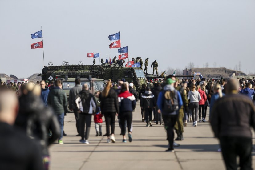 Runway Run 2019 - 9 thousand participants marked NATO anniversary