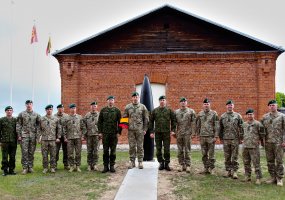 Inžinerijos batalione į mokymo misiją Ukrainoje išlydėti Lietuvos kariai - 1