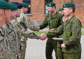 Inžinerijos batalione į mokymo misiją Ukrainoje išlydėti Lietuvos kariai - 6