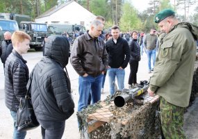 Kęstučio batalionas atsisveikino su ketvirtojo šaukimo kariais - 4