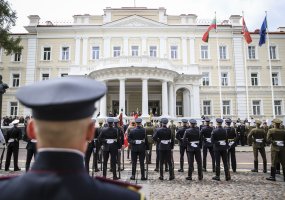 Generolas majoras Vitalijus Vaikšnoras išleistas į atsargą - 2