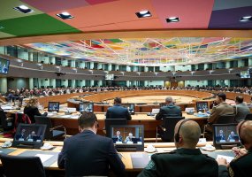 Lietuvos kariuomenės vadas Briuselyje dalyvavo Europos Sąjungos ir NATO karinių komitetų... - 3