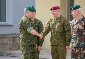 Kariuomenės vadas lankėsi Šiaulių karinėje įguloje - 1