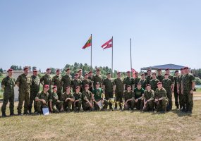 Pirmą kartą Savanorių pajėgų sporto žaidynėse pergalę iškovojo Didžiosios Kovos apygardos 8-osios... - 5