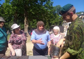 Lietuvos ir sąjungininkų kariai dalyvavo Žagarės vyšnių festivalyje - 2