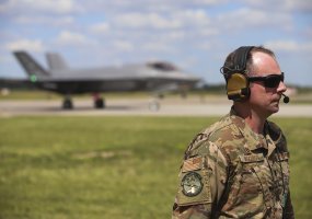 First time in the history of Lithuania, F-35A fifth-generation fighter aircraft landed at Šiauliai - 3