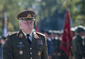 Flag of the Lithuanian Armed Forces passed on to Major General Valdemaras Rupšys - 3