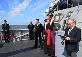 The Baltic Sea bursts into bloom: wreath tributes lowered onto the water from a ship and a... - 4