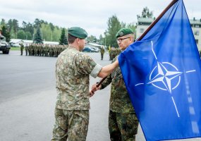 Pasikeitė Lietuvoje dislokuotos NATO Priešakinių pajėgų kovinės grupės vadai - 3