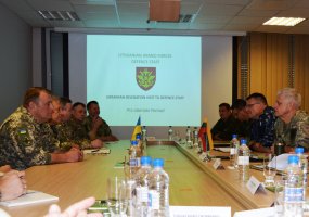 Vilniuje lankėsi Ukrainos Generalinio štabo vadovybė   - 3