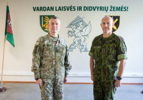 Kariuomenės vadas lankė Klaipėdos įgulos karinius vienetus  - 4