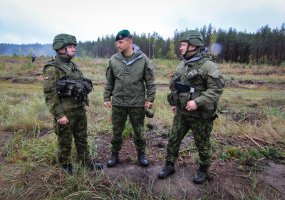 Kovinio šaudymo testas savaeigei haubicai PzH 2000 - 1