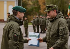 Karaliaus Mindaugo husarų batalione karinius įgūdžius atnaujino rezervo karių kuopa - 3