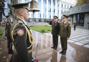 Lietuvos kariuomenės vadas lanko karius Ukrainoje - 5