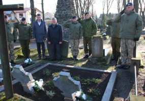 Pagerbiamas žuvusiųjų ir mirusiųjų Lietuvos karių atminimas - 2