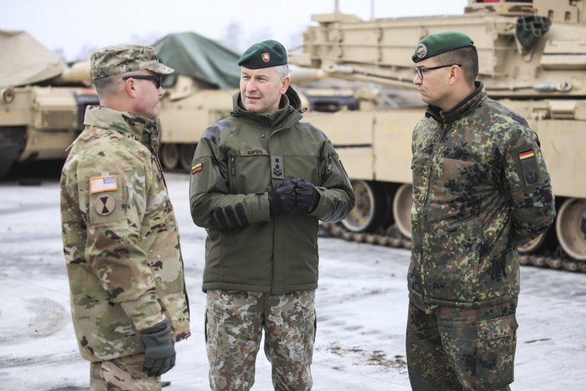 Chief of Defence of Lithuanian visited the U.S. Battalion at Pabradė
