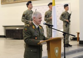 Atidaryta Lietuvos karinėms oro pajėgoms skirta paroda „Liečiantys dangų“ - 1