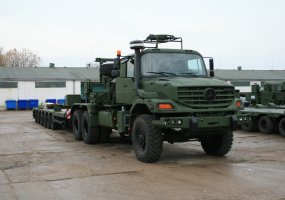 Lietuvos kariuomenėje bus naudojami didelės galios vilkikai  - 1