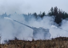 Generolo Romualdo Giedraičio artilerijos batalione – pirmoji pilnai parengta 155 mm ugnies baterija  - 1