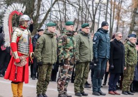 Artėjant gražiausioms metų šventėms Lietuvos kariuomenės daliniuose ištarti priesaikos žodžiai - 1