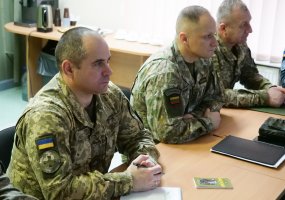 Ukrainos kariuomenės vyriausiojo puskarininkio apsilankymas Juozo Lukšos mokymo centre - 1