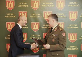 Aptartas ir įtvirtintas Lietuvos kariuomenės bendradarbiavimas su VRM institucijomis ir Muitinės... - 3