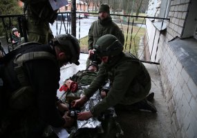 Krašto apsaugos savanorių pajėgų 2-ojoje rinktinėje baigėsi Taktinės medicinos kursas - 4