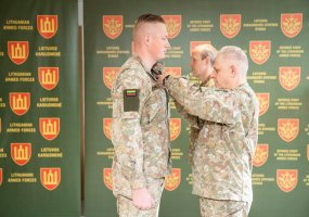 Lithuanian soldiers decorated after service in Iraq at the Defence Staff of the Lithuanian Armed... - 3
