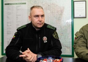 Dainavos apygardos 1-osios rinktinės savanoriai padeda Valstybės sienos apsaugos tarnybai - 1