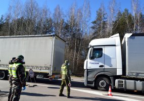 Lithuanian Armed Forces apply preventive measures against the virus spread, military personnel... - 1