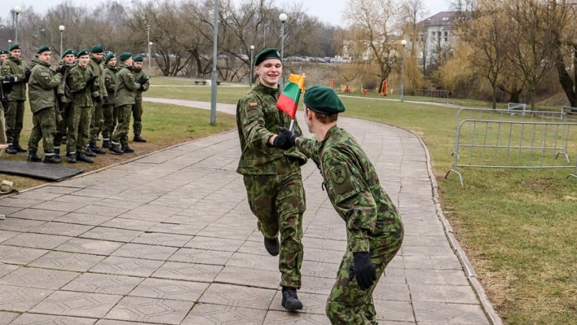 Nepriklausomybės atkūrimo 30-mečio proga – estafetinis bėgimas Panevėžyje