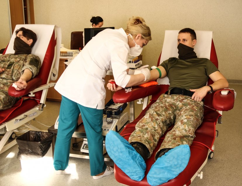 MPB „Žemaitija“ kariai dalyvauja kraujo donorystės akcijoje