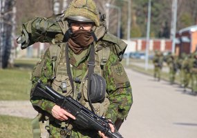 Lietuvos kariuomenė vykdo kovinį rengimą ir remia valstybines institucijas - 3