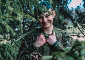 Karo inžinierė šauktinė Greta Telšinskaitė: „Daugeliui gal sunku suvokti, jog nebūtinai reikia... - 1