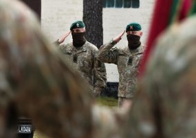 Daugiau nei keturi šimtai karių baigė nuolatinę privalomąją pradinę karo tarnybą - 2