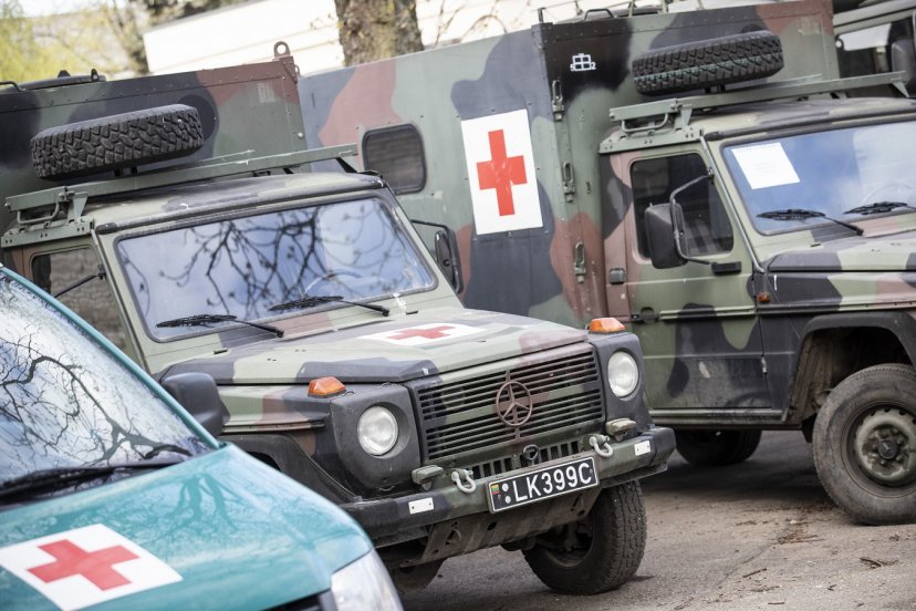 Karo medicinos tarnyba: nauja profesinė patirtis ir realiai vykdomos užduotys