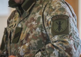 Jungtinės paramos ugnimi valdymo pratybos: skirtingi šalių orlaiviai ir operacijos visą parą  - 6