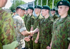 Padėkota pareigą Tėvynei atlikusiems NPPKT kariams - 1