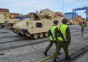 Lietuvos kariuomenė užtikrino JAV laivo eskortą - 5