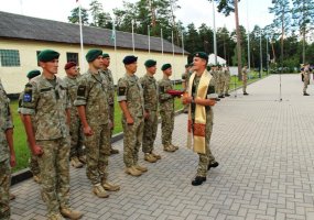 Į karinę mokymo operaciją Ukrainoje išlydėti Lietuvos kariai - 4